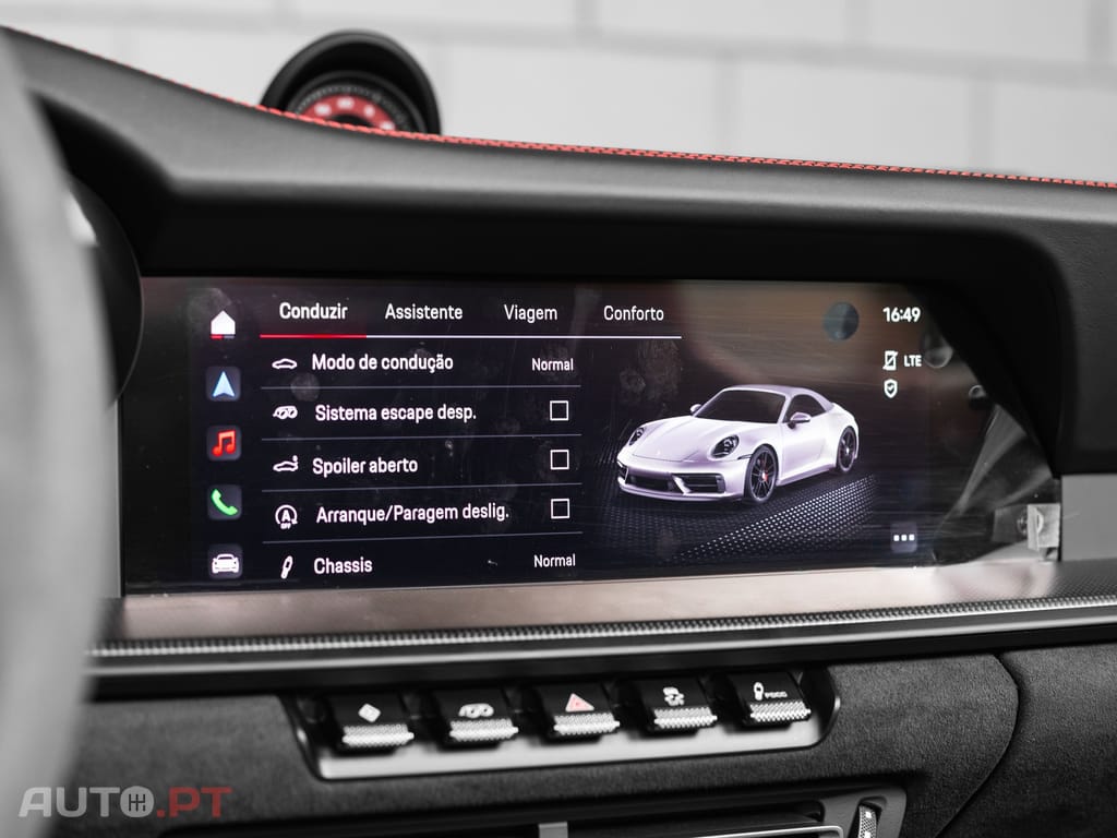 Porsche 992 Carrera 4 GTS PDK