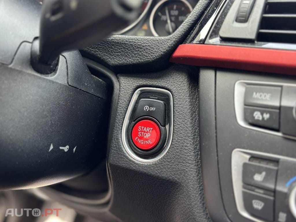 BMW 328 i Touring Aut. Sport Line