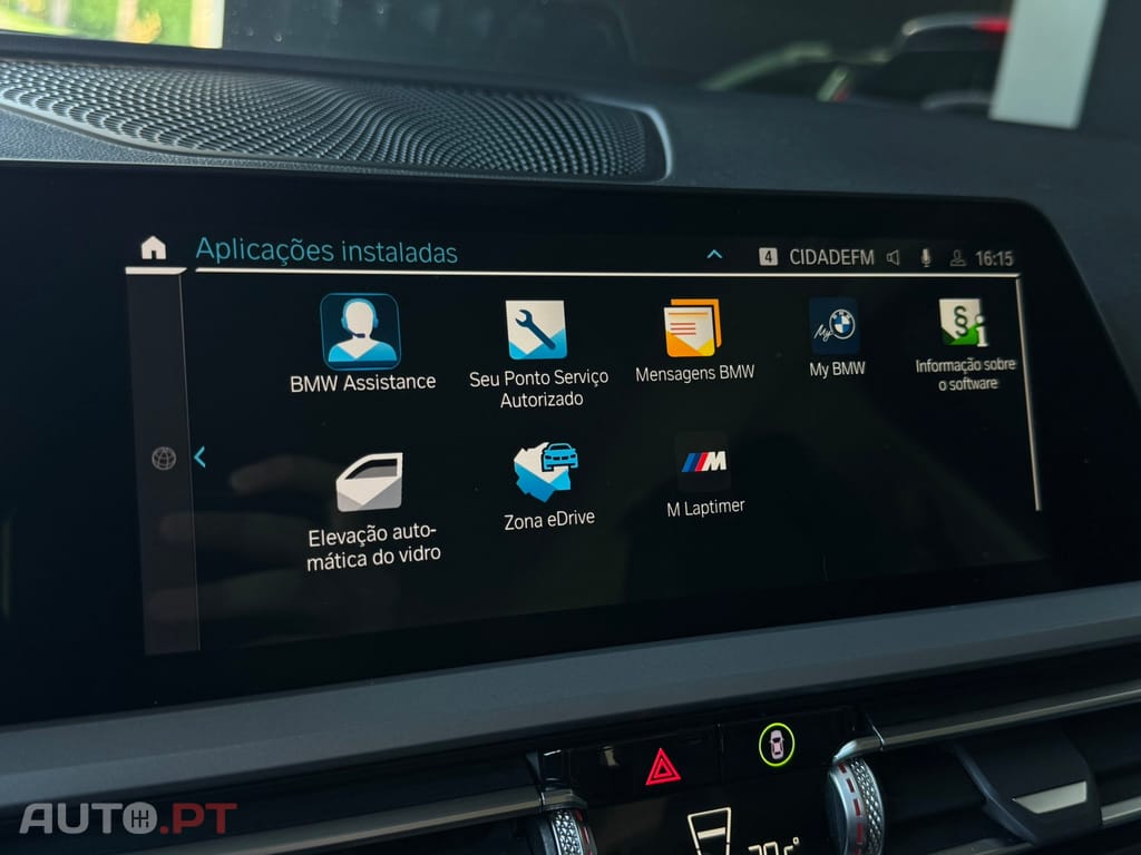 BMW 330 e Touring Auto