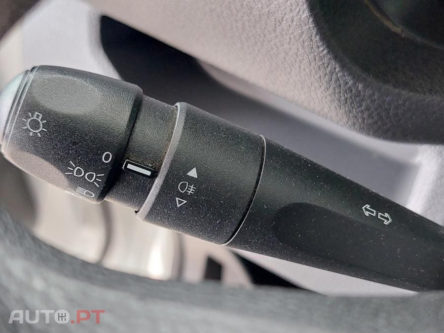 Peugeot Expert 1.5 Bluehdi L2H1 Pro Standard - IVA Dedutível