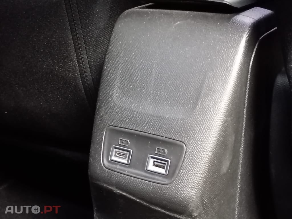 Peugeot 2008 1.2 PureTech Allure