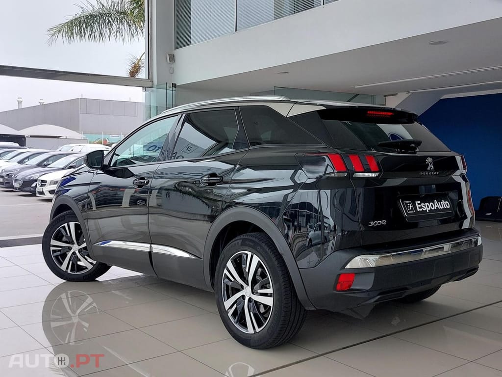 Peugeot 3008 1.5 BlueHDi Allure