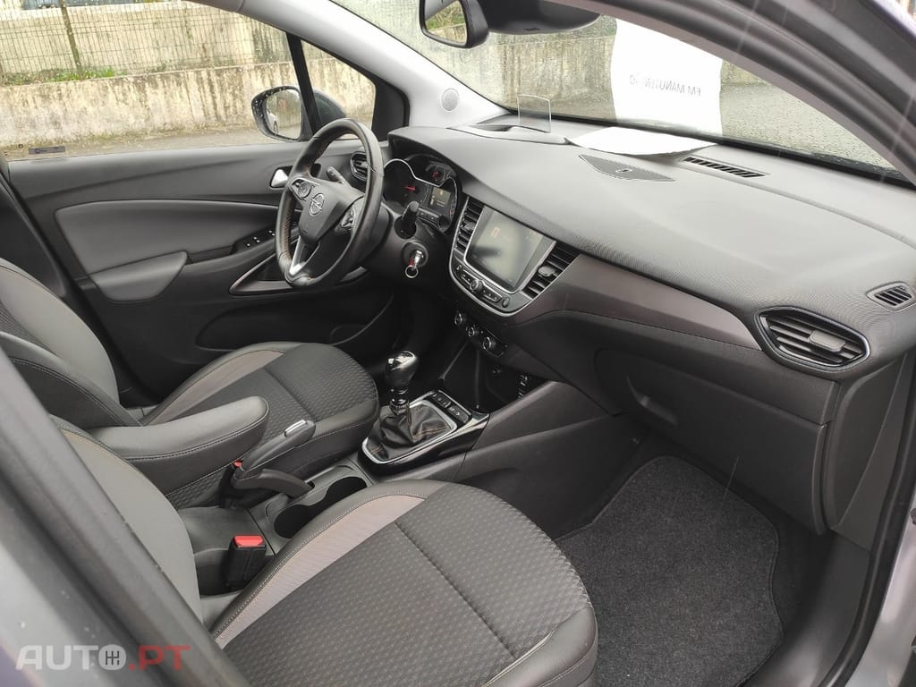 Opel Crossland X 1.2 T Innovation J17