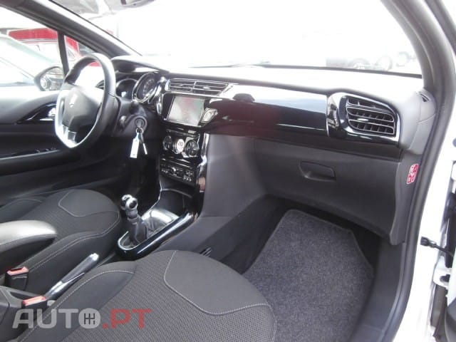 Citroen DS3 1.6 e-HDi So Chic 95g