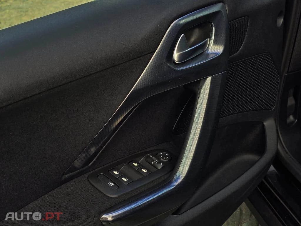 Peugeot 2008 1.6 BlueHDi Active
