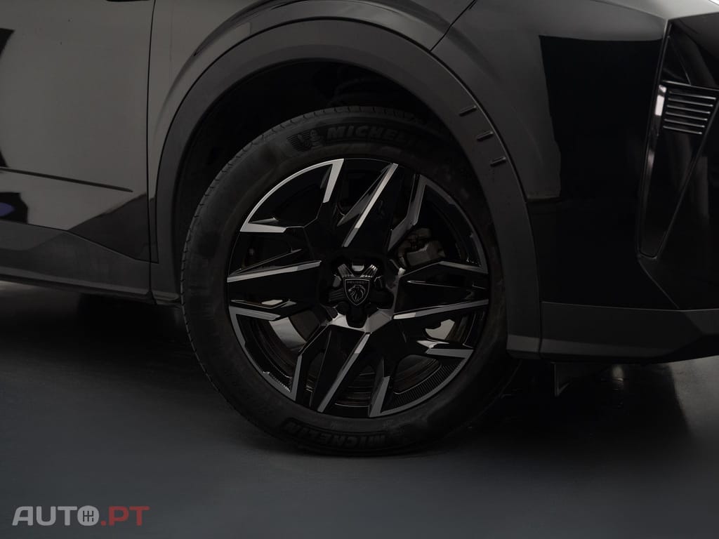Peugeot 5008 1.2 Hybrid Allure e-DCS6