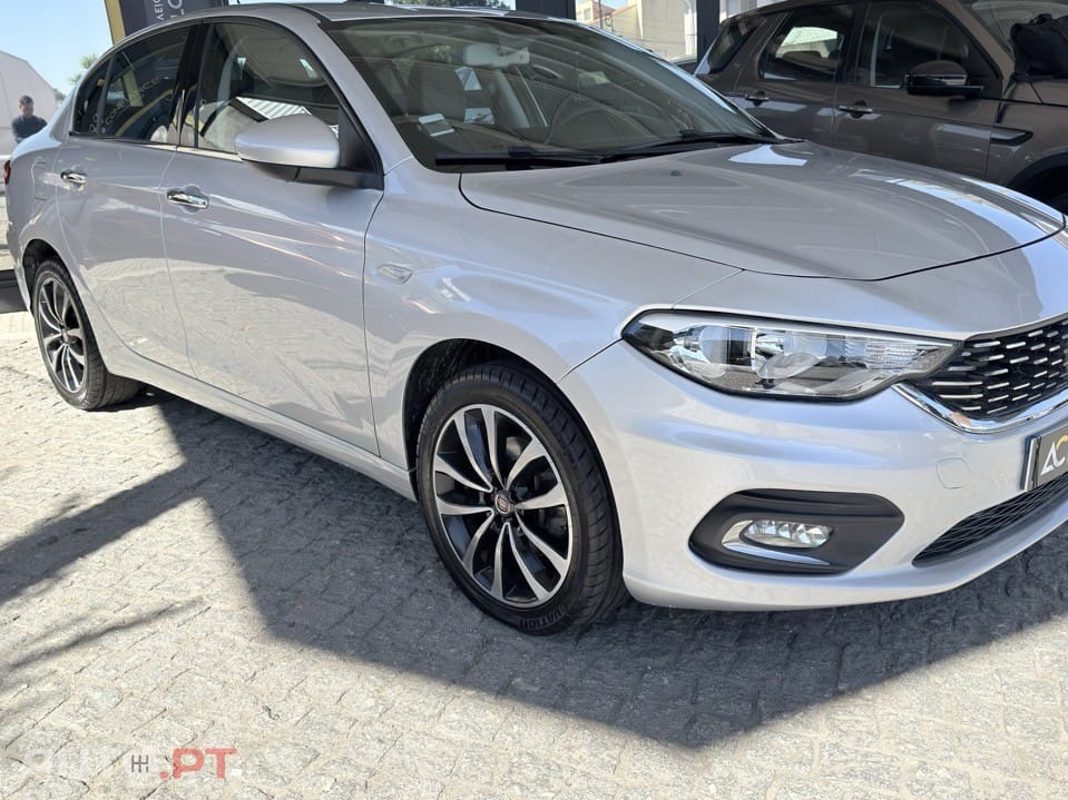 Fiat Tipo 1.3 M-Jet Lounge