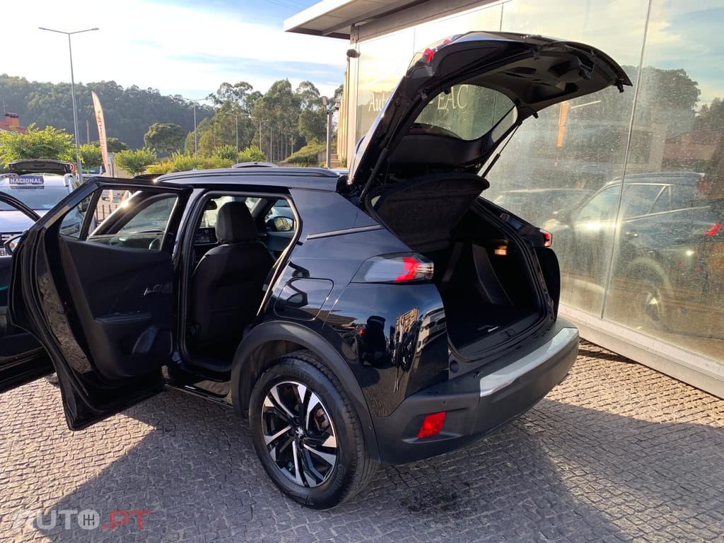 Peugeot 2008 1.5 BlueHDi Allure EAT8