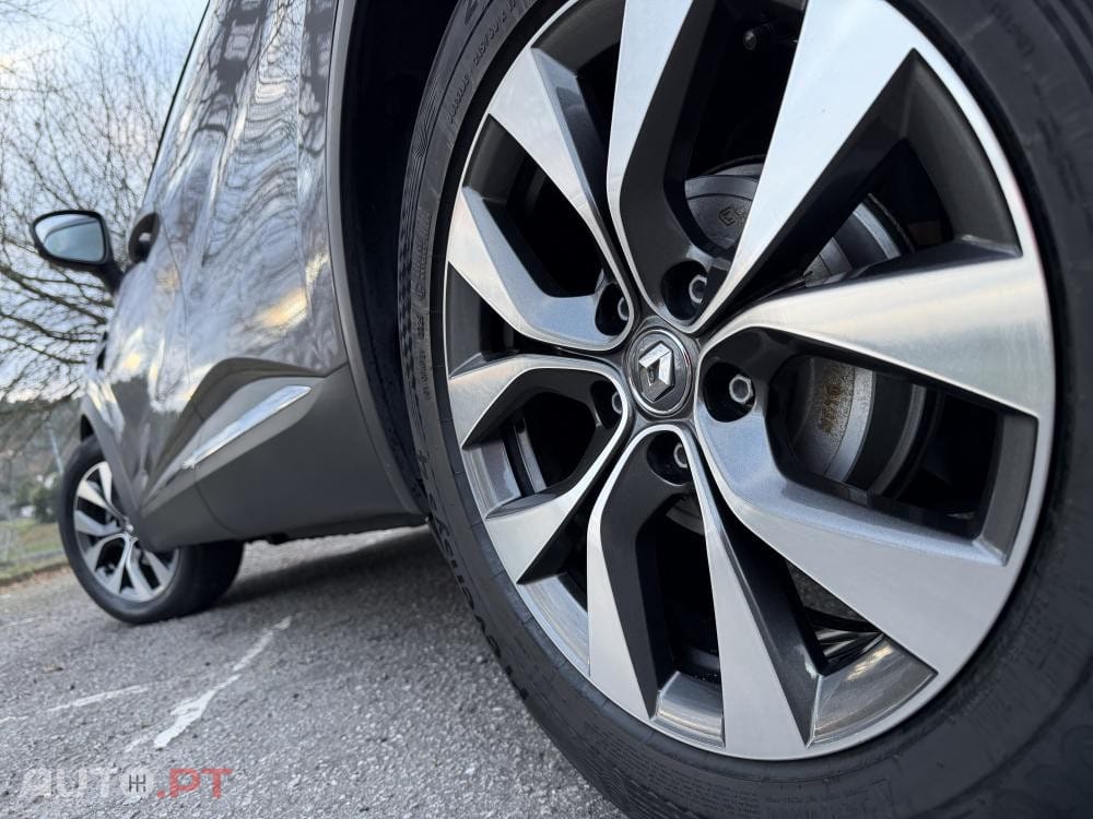 Renault Captur 1.3 TCe Exclusive