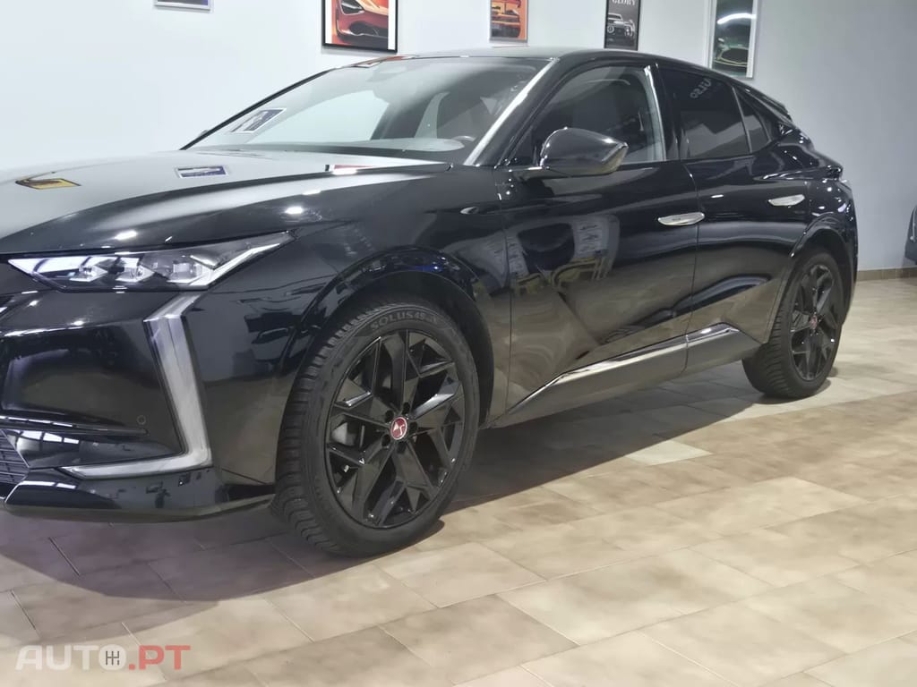 DS DS4 E-Tense Performance Line EAT8