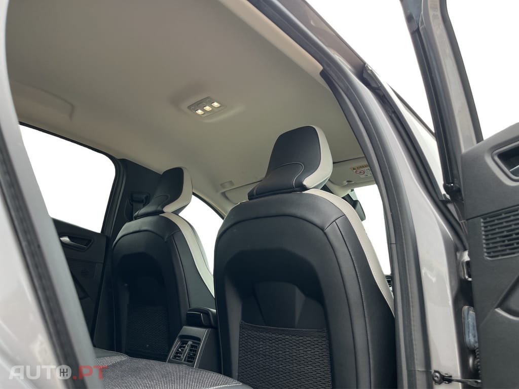 Renault Captur 1.0 TCe Techno Bi-Fuel