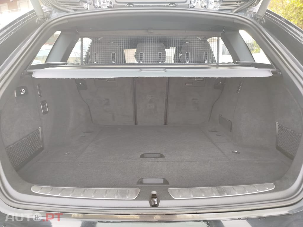 BMW 320 d Touring Pack M