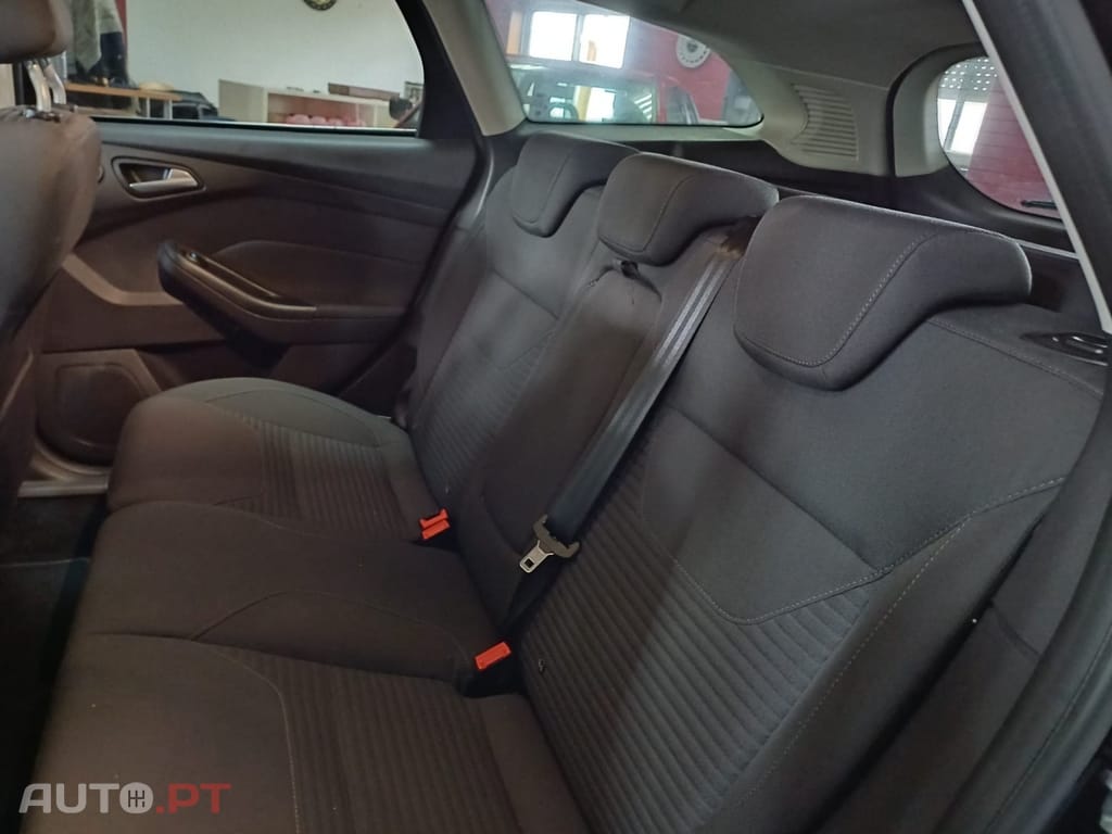 Ford Focus SW 1.5 TDCi EcoBlue Titanium