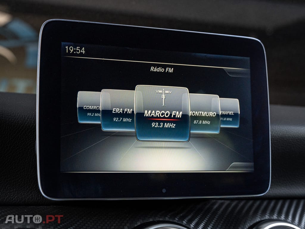 Mercedes-Benz A 180 d AMG Line