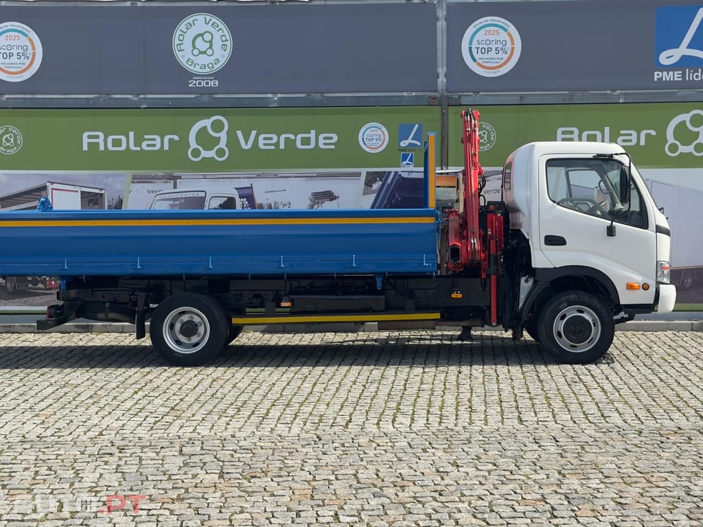 Toyota Dyna 7.5 T  GRUA + BASCULA