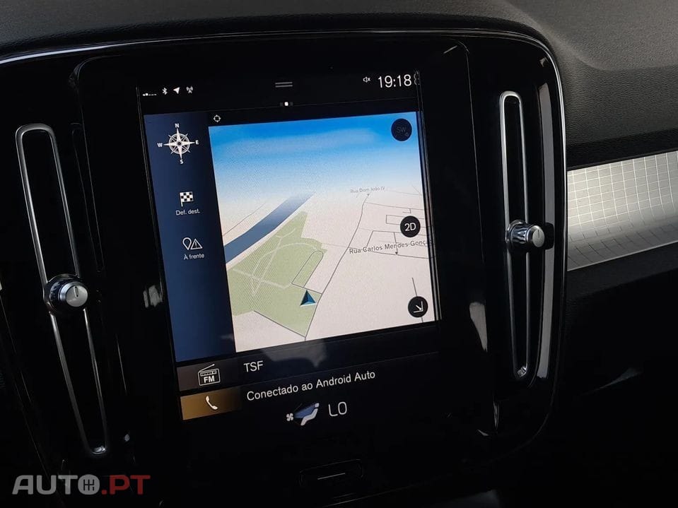 Volvo XC40 2.0 D3 Momentum Plus