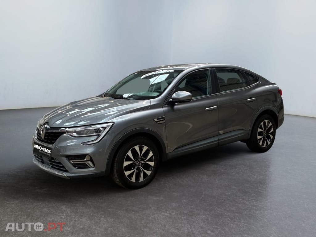 Renault Arkana E-Tech Business