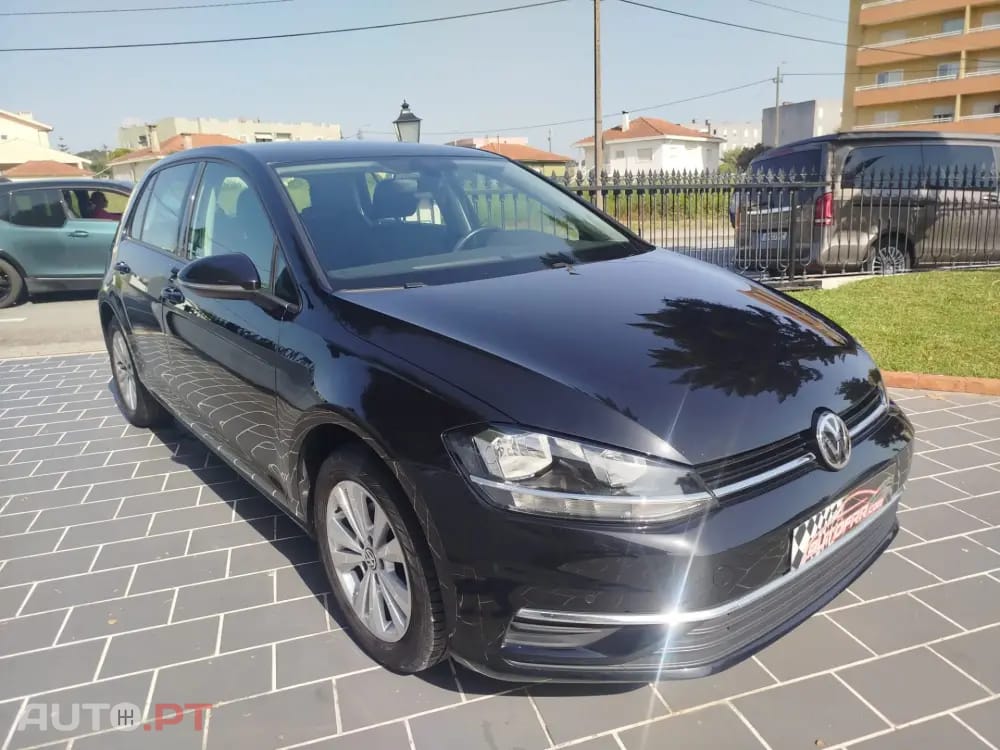 Volkswagen Golf 1.6 TDI Confortline