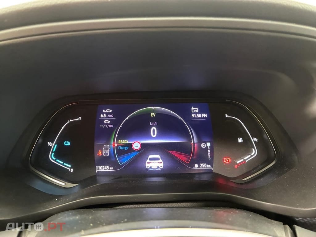 Renault Arkana E-Tech Evolution — fotografia 6