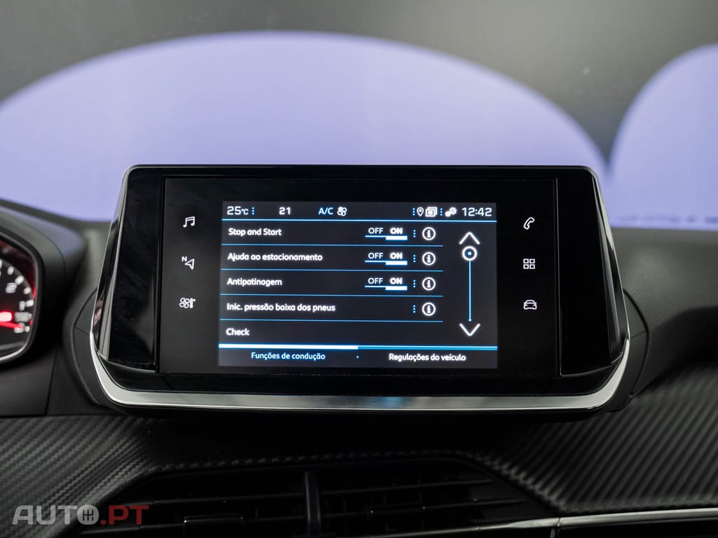 Peugeot 2008 1.2 PureTech Active Pack