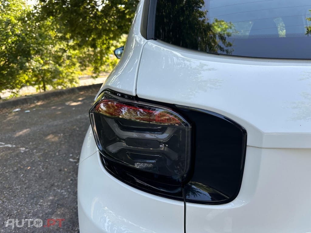 Jeep Avenger Longitude 54kWh