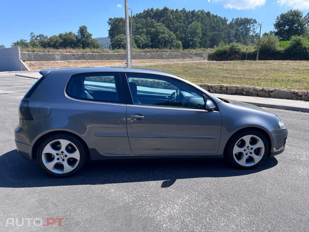 Volkswagen Golf 2.0 GTi