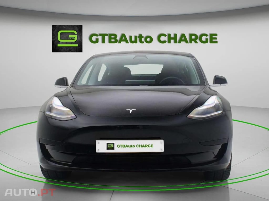 Tesla Model 3 Standard RWD Plus AUTOPILOT