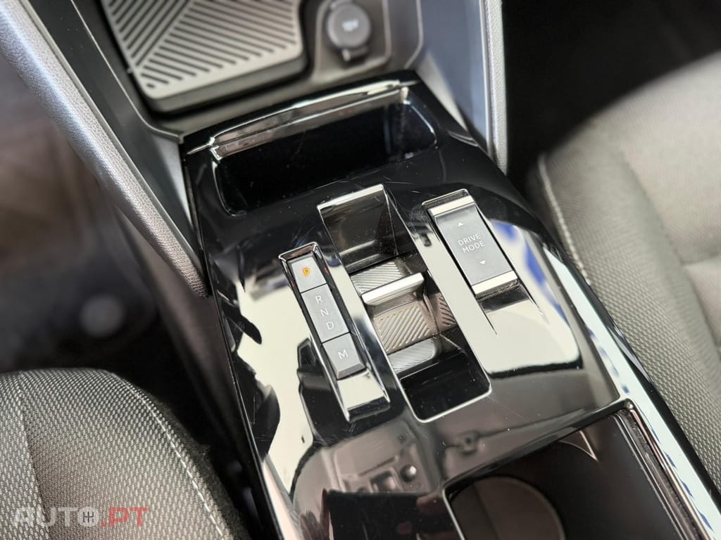 Citroen C4 1.2 Hybrid Max e-DSC6