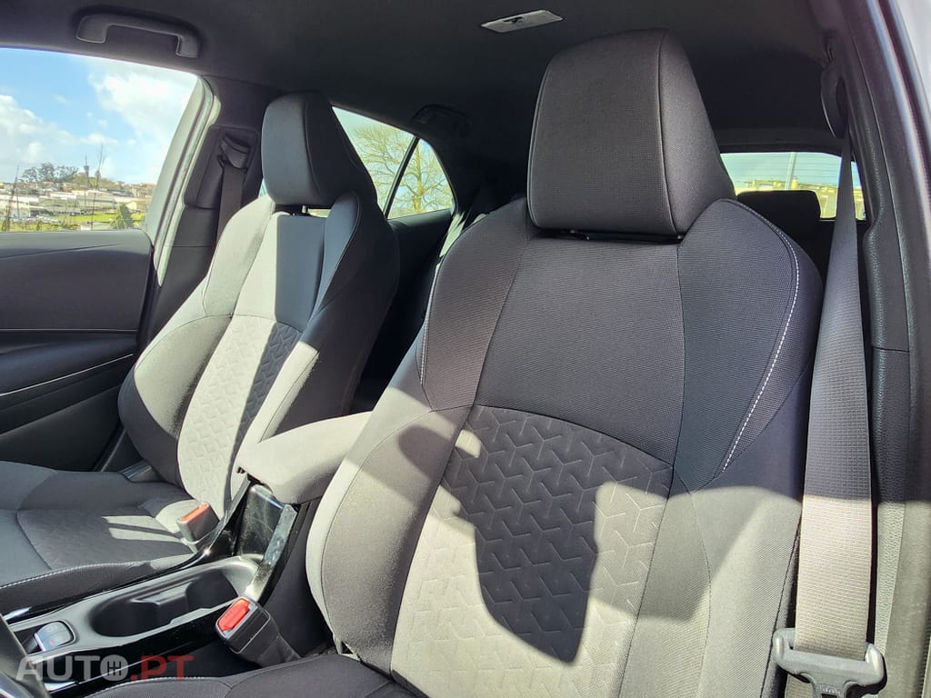 Toyota Corolla 1.8 Hybrid Comfort