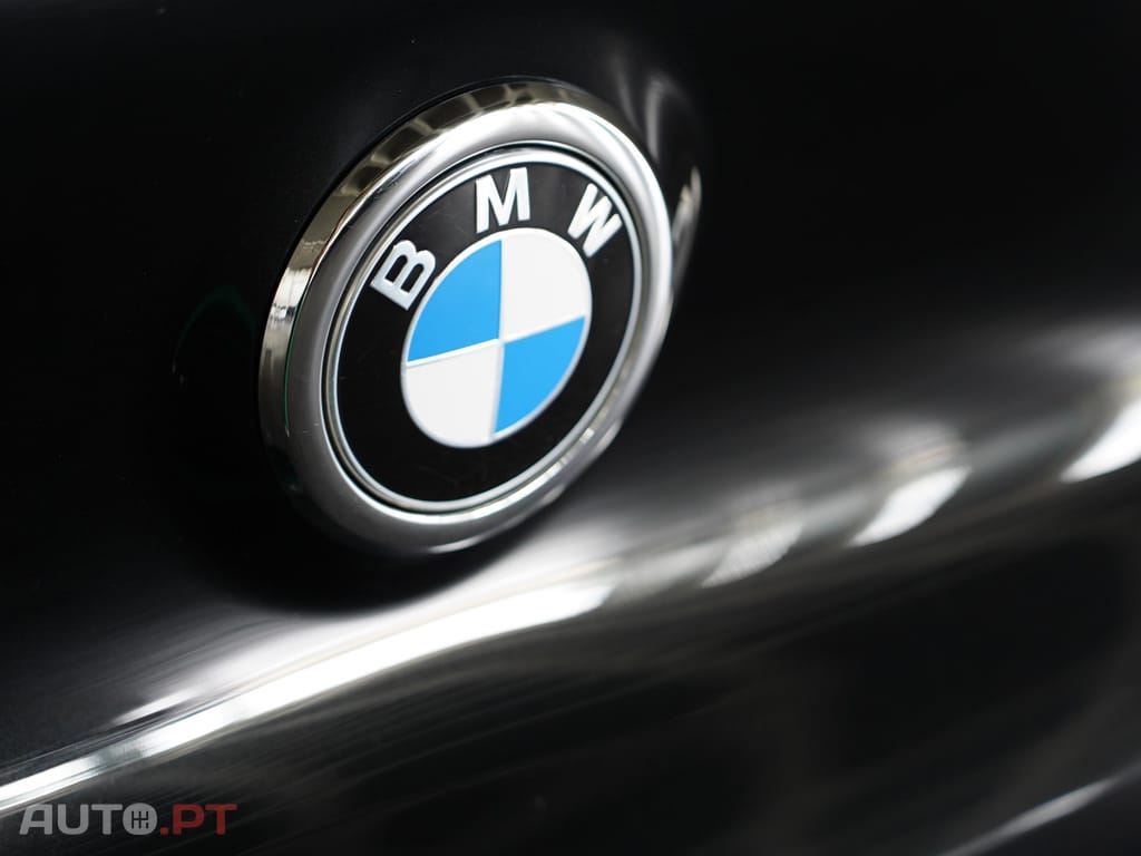 BMW X2 18 i sDrive Advantage