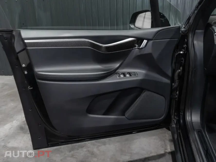 Tesla Model X 100D