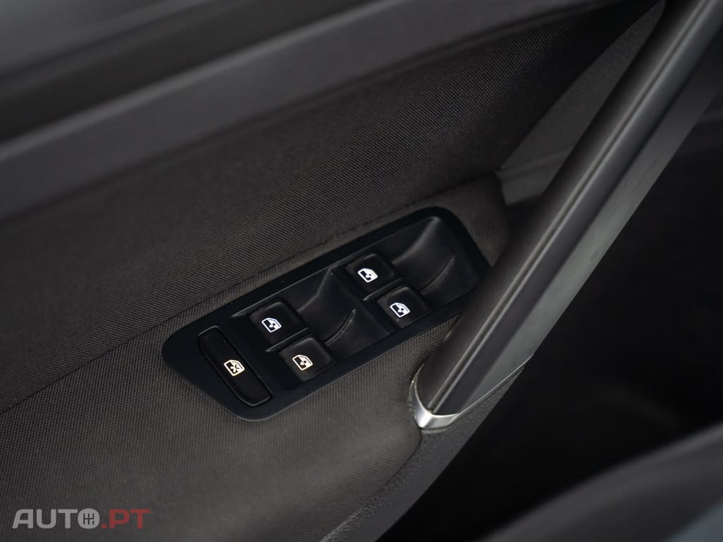 Volkswagen Golf 1.5 TSI BM Stream