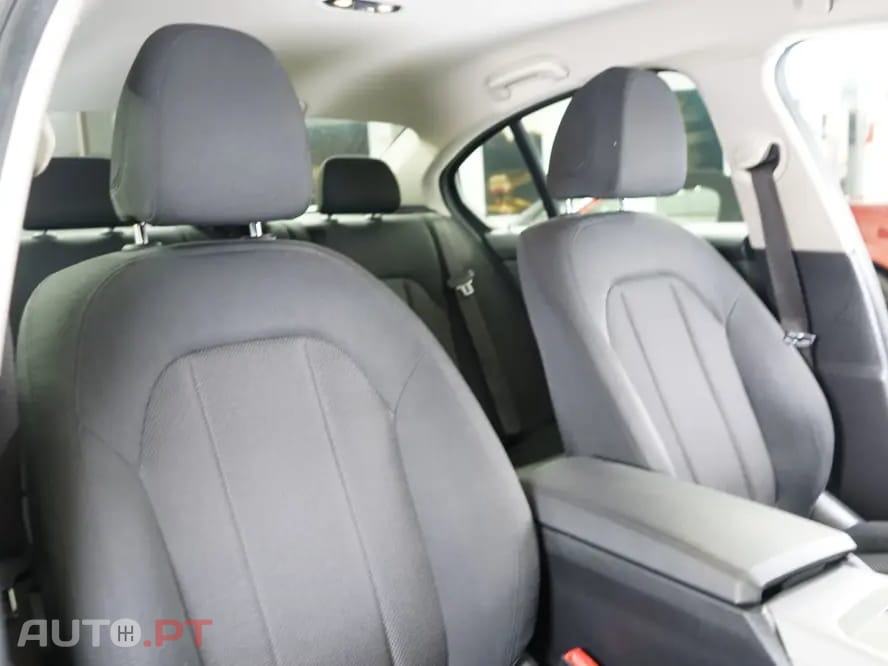 BMW 330 e Aut. Sport Line