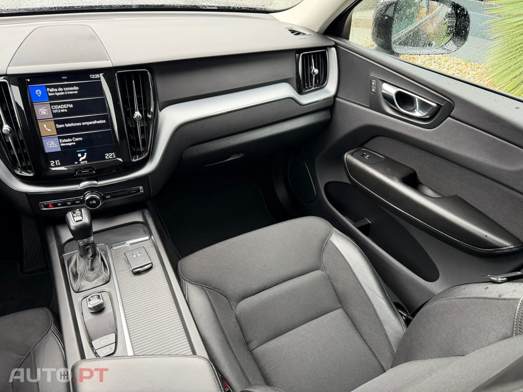 Volvo XC60 2.0 D4 Momentum Geartronic