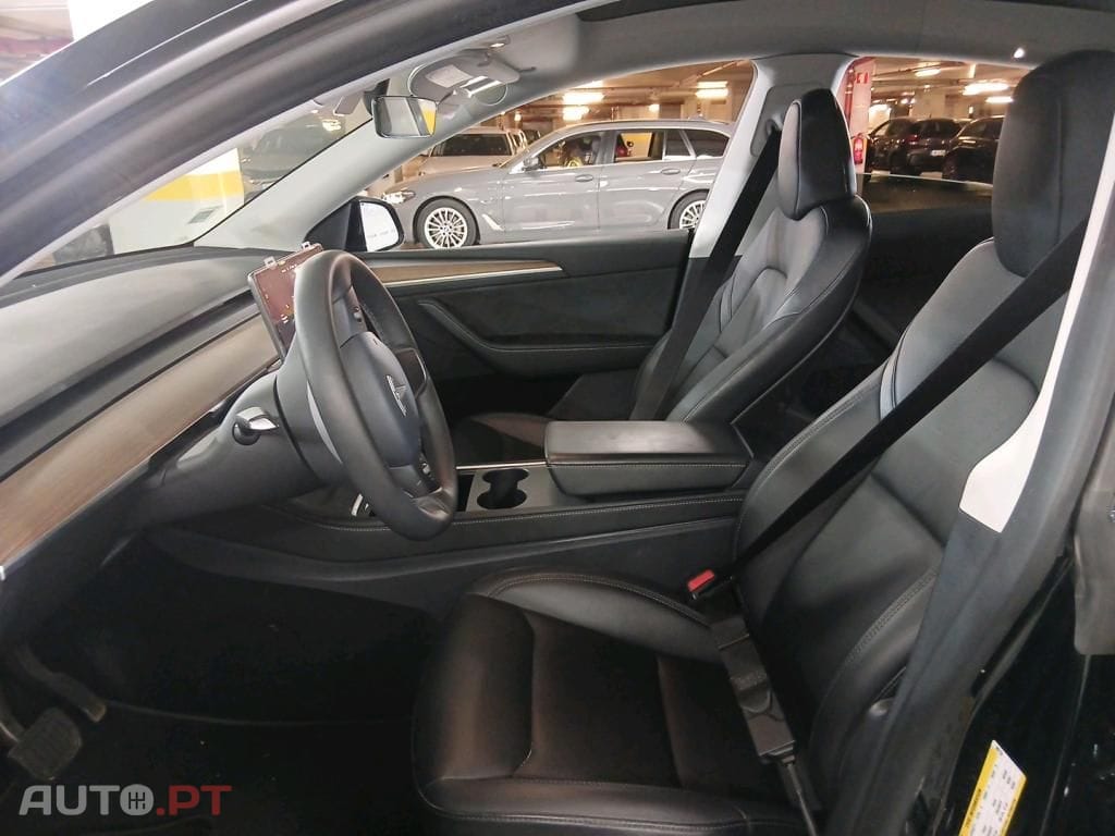 Tesla Model Y Long Range Tração Integral