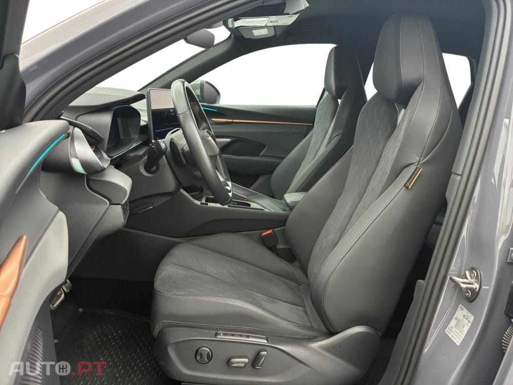 Cupra Terramar 1.5 e-Hybrid VZ DSG