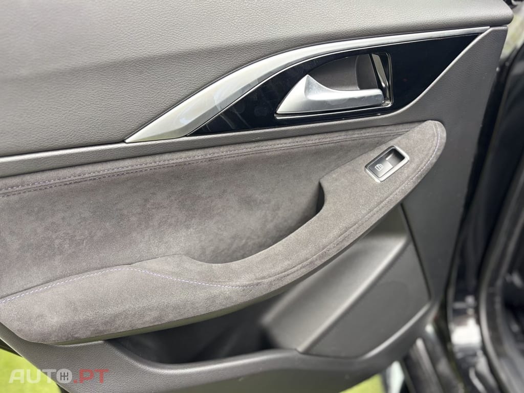 Infiniti Q30 1.5d DCT Premium City Black