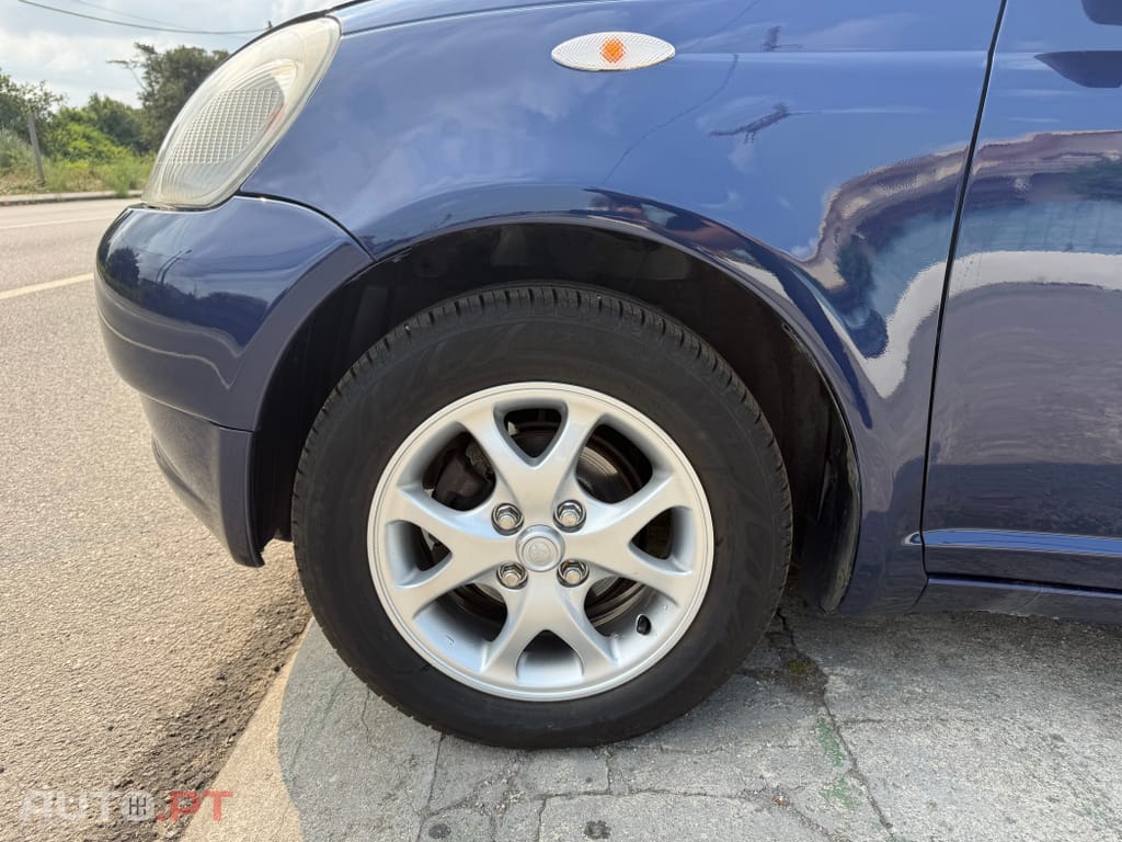 Toyota Yaris 1.0 Base