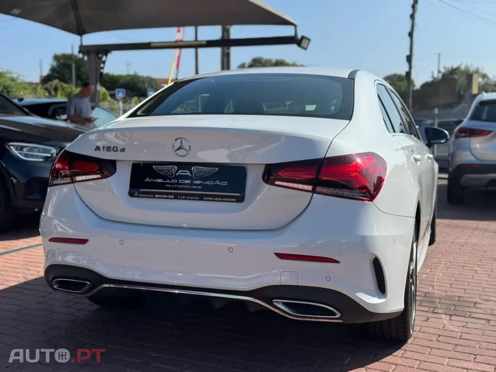 Mercedes-Benz A 180 d 7G-DCT AMG Line