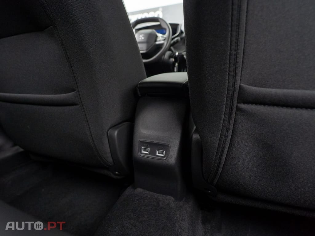 Peugeot 2008 1.5 BlueHDi Allure Pack EAT8