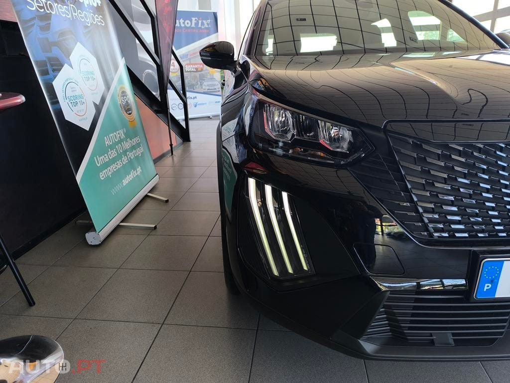 Peugeot E-2008 54 kWh Active