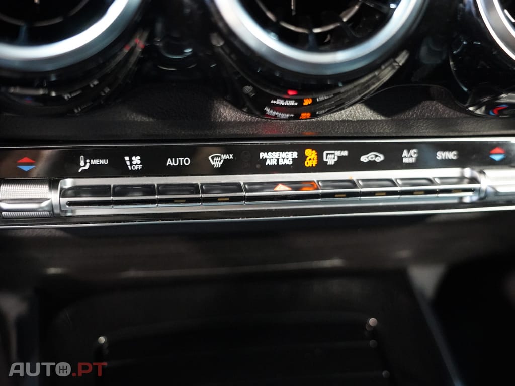 Mercedes-Benz GLB 200 d DCT