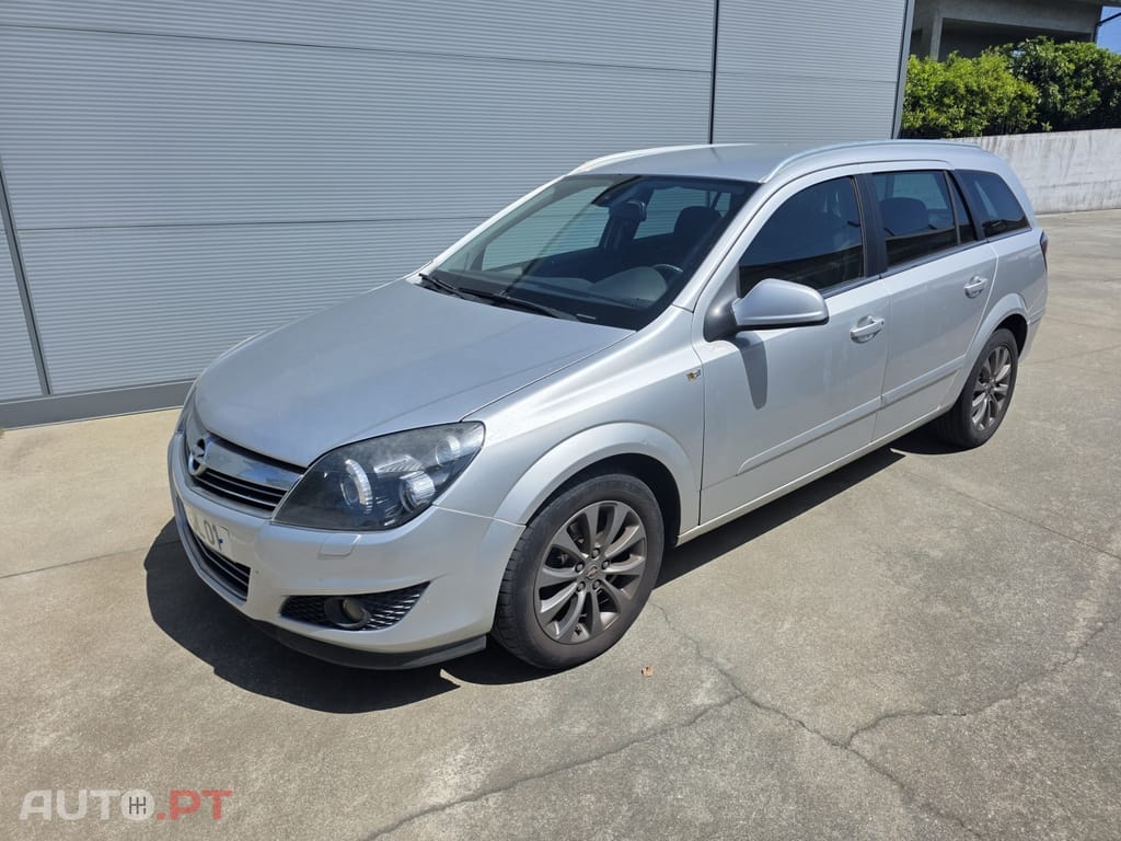Opel Astra 1.7 CDTi Selection Business