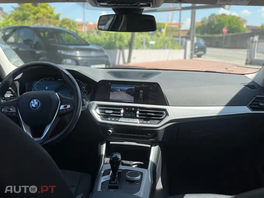 BMW 330 e Aut. Luxury Line