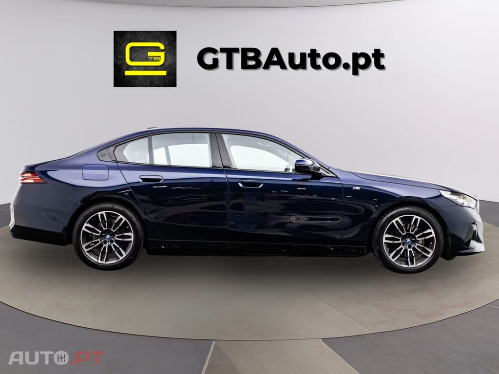 BMW 530 LIMOUSINE M SPORT I.V.A DEDUTIVEL