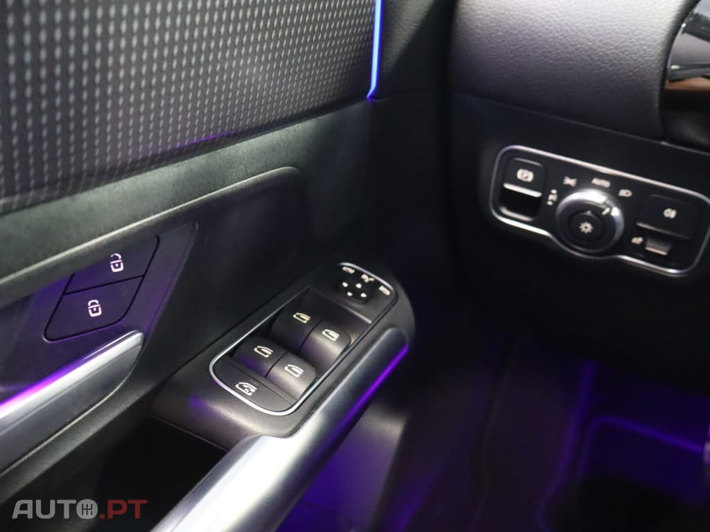 Mercedes-Benz EQA Mercedes-Benz EQA 300 4Matic AMG Line