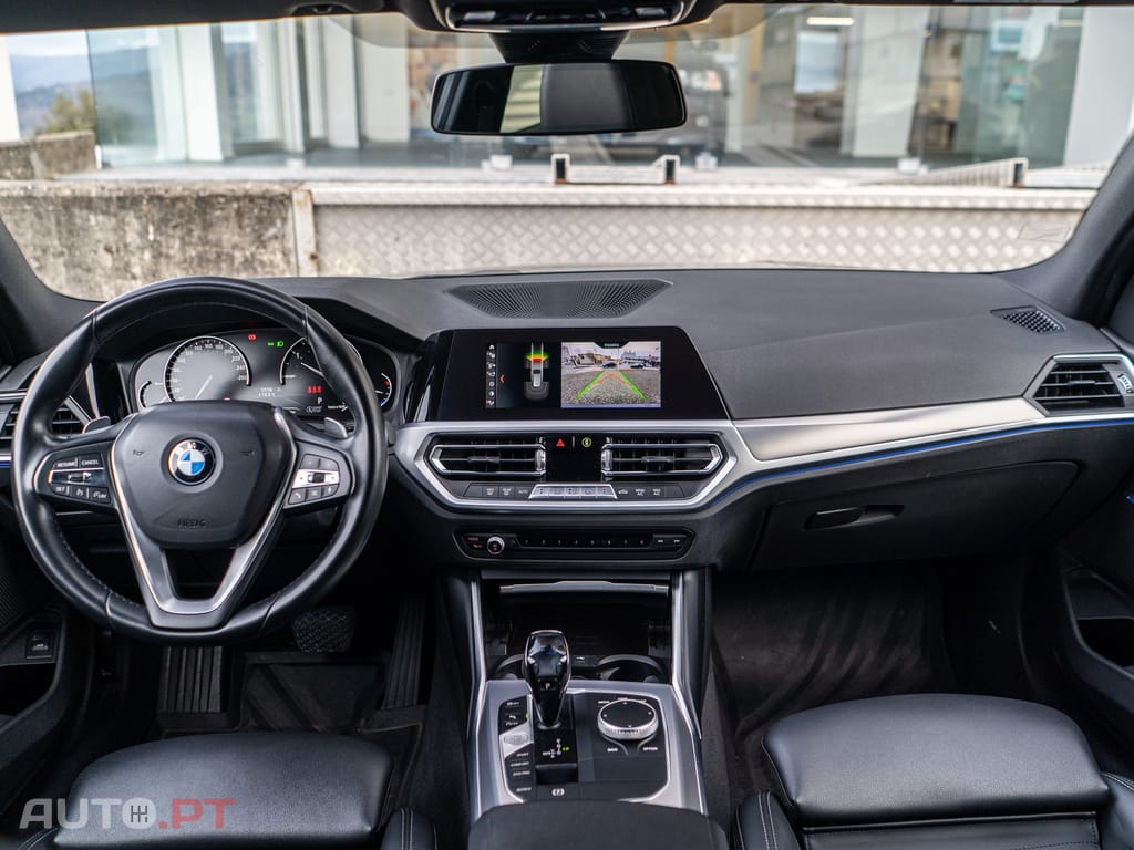 BMW 320 d Line Sport Shadow Auto