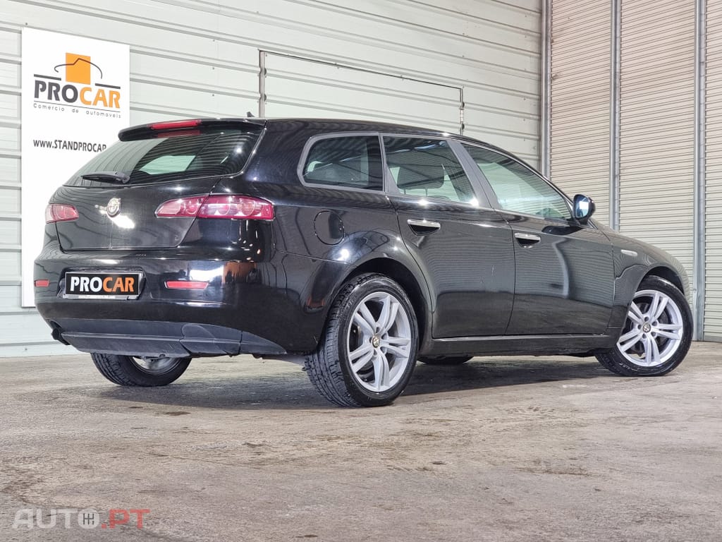 Alfa Romeo 159 Sportwagon 1.9 JTDm 16V Sportiva+