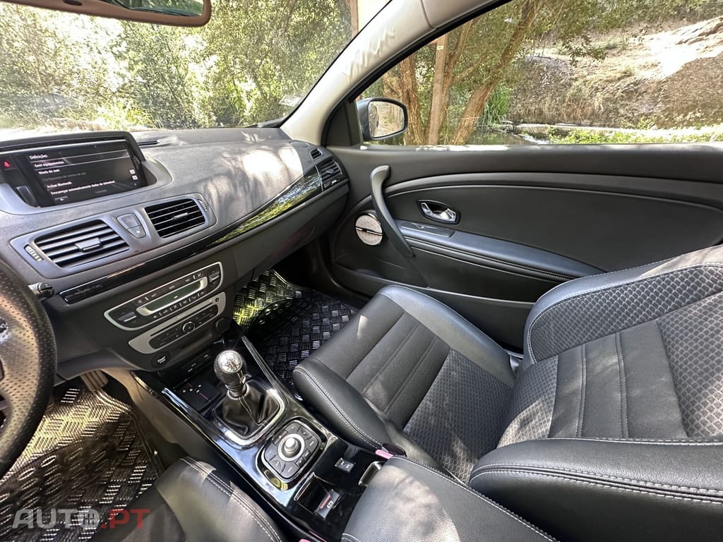 Renault Mégane Coupe 1.6 dCi Bose Edition SS