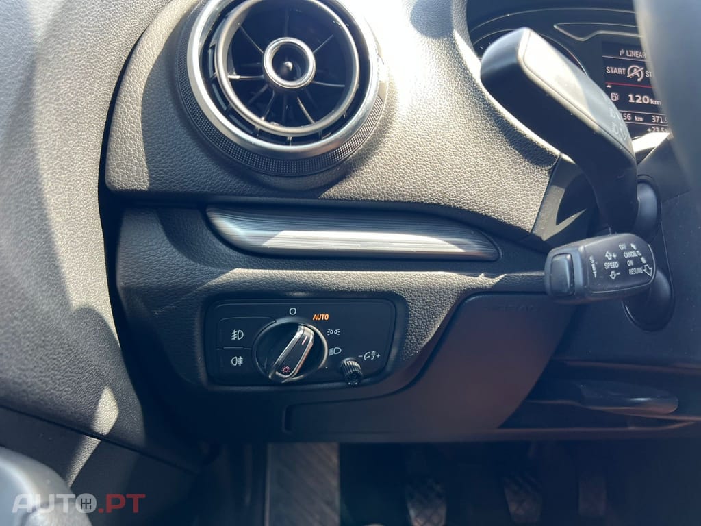 Audi A3 2.0 TDi S-line